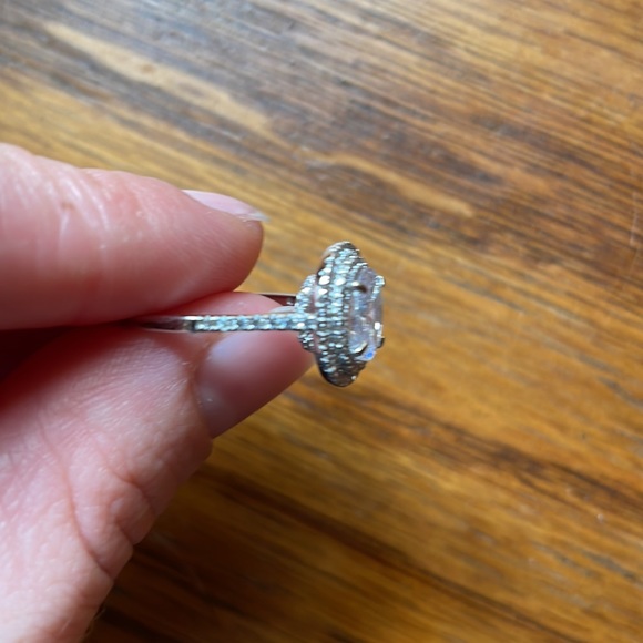 Ring - Picture 2 of 3